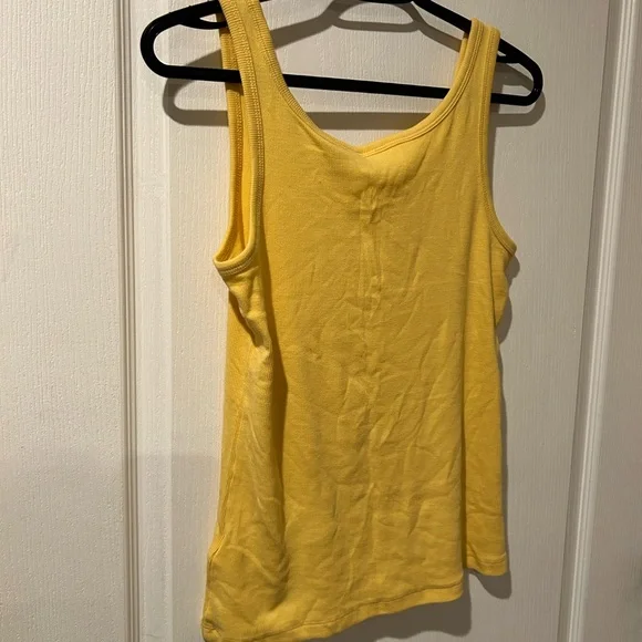 Max Studio Tank Top - Picture 4 of 4